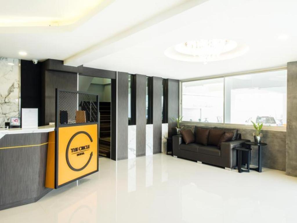 The Circle Hotel Buri Ram Eksteriør billede