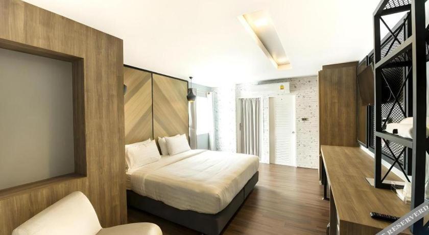 The Circle Hotel Buri Ram Eksteriør billede