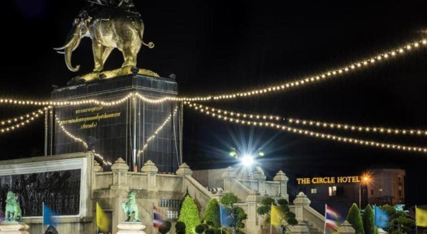 The Circle Hotel Buri Ram Eksteriør billede